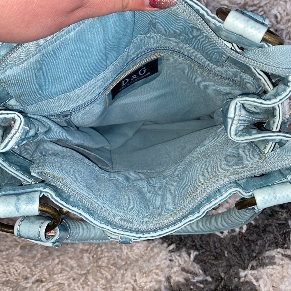 Small Hand Bag - Picture 9 of 11